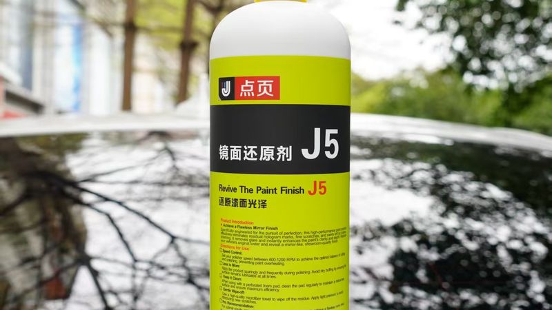 漆面褪色怎么修复？专业分级解决方案